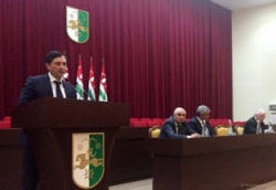 ВИЦЕ-ПРЕЗИДЕНТ РА ВИТАЛИЙ ГАБНИЯ  ВЫСТУПИЛ НА РАСШИРЕННОЙ ВСТРЕЧЕ С ОБЩЕСТВЕННОСТЬЮ СТРАНЫ