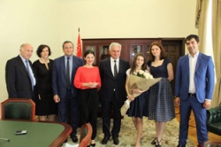 Встреча Президента РА с победительницей 