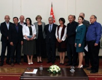ВРЕМЯ ТРЕБУЕТ ПЕРЕОСМЫСЛЕНИЯ