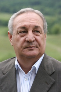 ВЕРНОСТЬ НАРОДУ И ДОЛГУ