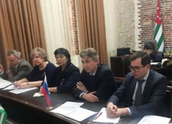 ОБСУДИЛИ ВОПРОСЫ МЕДСТРАХОВАНИЯ