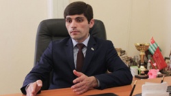 Алиас Авидзба: «Инициатива проведения многих мероприятий исходит от нашей молодежи»