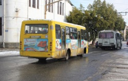 УСТРАНЯЮТСЯ ПОСЛЕДСТВИЯ СНЕГОПАДА В СТОЛИЦЕ