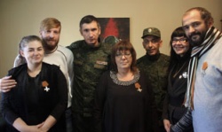 КРЕПНУЩИЕ СВЯЗИ МЕЖДУ РЕСПУБЛИКАМИ