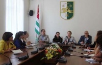 ЛЕОНИД ЧАМАГУА: СЕМЬЯ ПРЕДСТАВИТЕЛЕЙ АБХАЗСКОГО ЭТНОСА ЗА РОЖДЕНИЕ ТРЕТЬЕГО РЕБЕНКА ПОЛУЧИТ ДО 100 ТЫСЯЧ РУБЛЕЙ