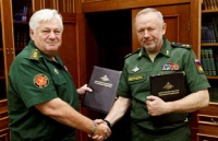 В ОБОРОННЫХ ВЕДОМСТВАХ  АБХАЗИИ И РОССИИ