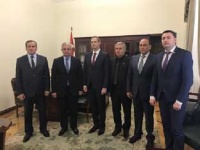 ПРЕЗИДЕНТ РА Р. ХАДЖИМБА ВСТРЕТИЛСЯ С МИНИСТРОМ ИНОСТРАННЫХ ДЕЛ ПМР В. ИГНАТЬЕВЫМ