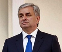 ПРЕЗИДЕНТ ПОСЕТИЛ ОЧАМЧЫРСКИЙ,  ТКУАРЧАЛСКИЙ И ГАЛСКИЙ РАЙОНЫ