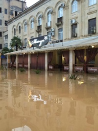 КРАСАВИЦА В ВОДЕ