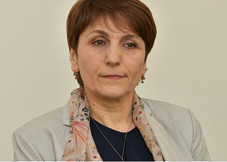 «К НАМ ОБРАЩАЮТСЯ ЛЮДИ…»