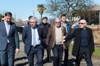 КОГДА ЧЕЛОВЕК ПОМОГАЕТ РЕКАМ ЖИТЬ