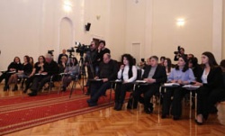 НЕЛЬЗЯ ЖИТЬ ТОЛЬКО СЕГОДНЯШНИМ ДНЕМ