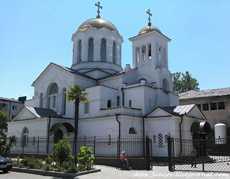 Крестный ход со святынями