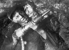 ВСПОМИНАЯ МИНУВШЕЕ, МЕЧТАЛИ О БУДУЩЕМ